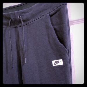 ✅ NIKE Joggers! ✅